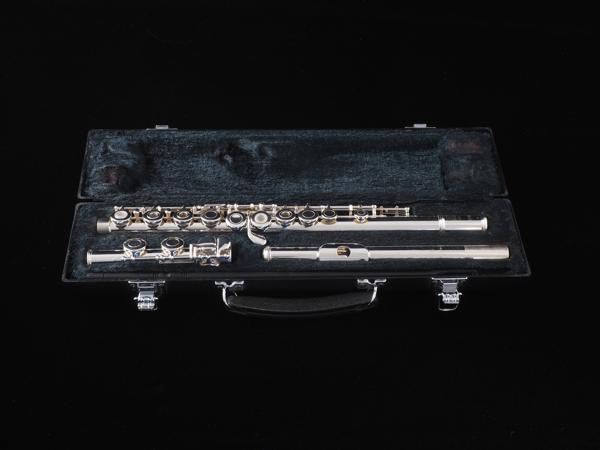 YAMAHA フルート Yamaha 361 Open Hole Flute #2718 – Gina's Flutes